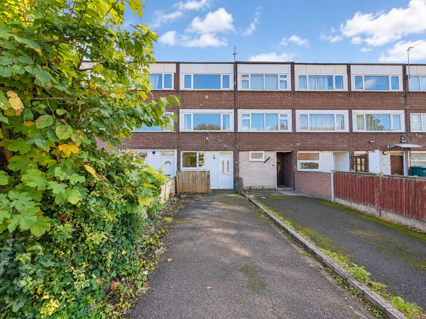 Handforth Lane, Halton Lodge, WA7