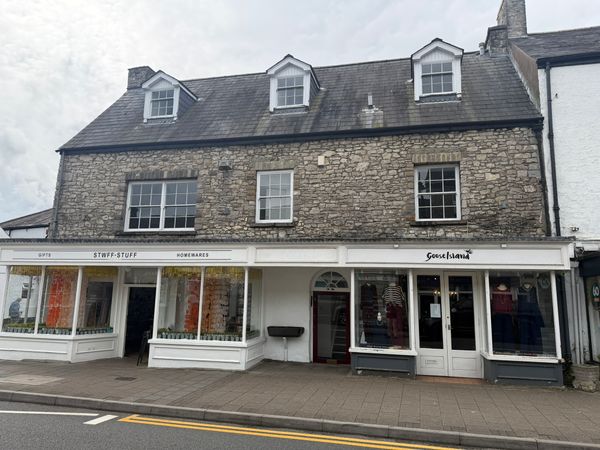 50-50a High Street, Cowbridge, CF71 7AH