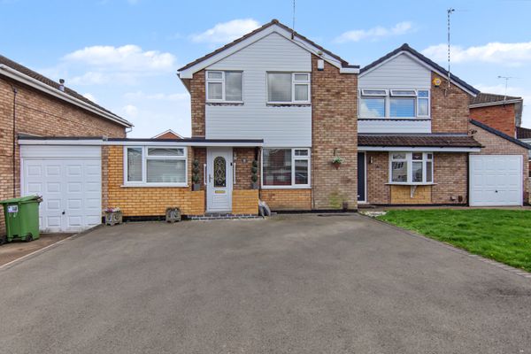 Somerset Drive, Nuneaton, CV10