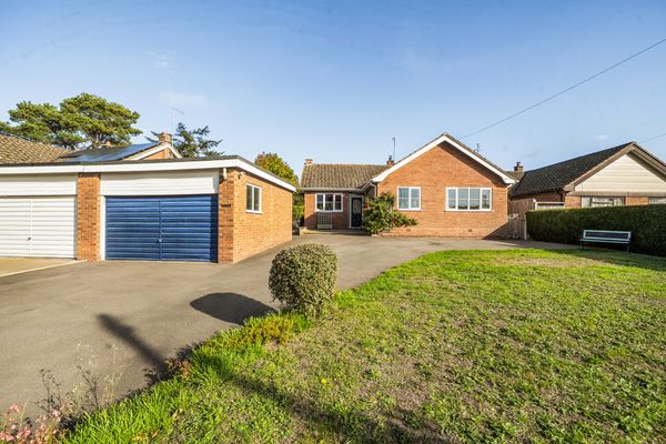 Crown Lane, Defford, WR8