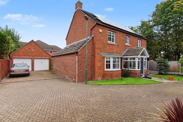 Ten Shilling Drive, Coventry, CV4