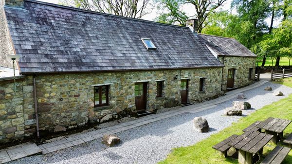 Penyrheol, Ystradgynlais, Swansea, SA9 2QL