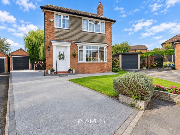 Trent Close, Bramhall, SK7