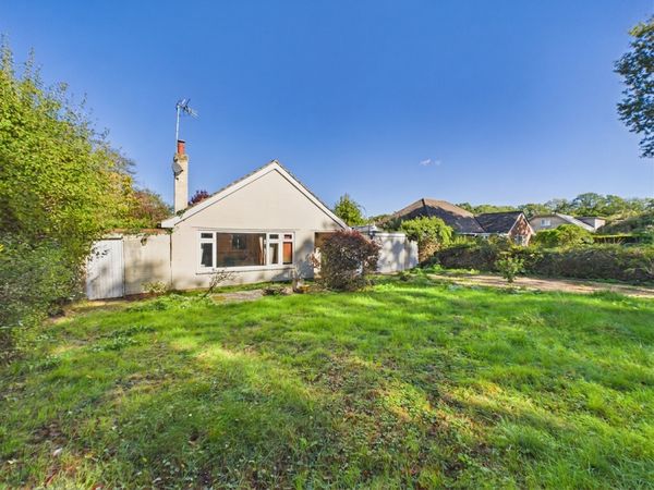 Hackwood, Robertsbridge, TN32