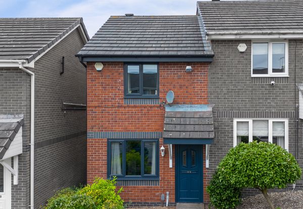Stonedene Court, Heckmondwike, WF16