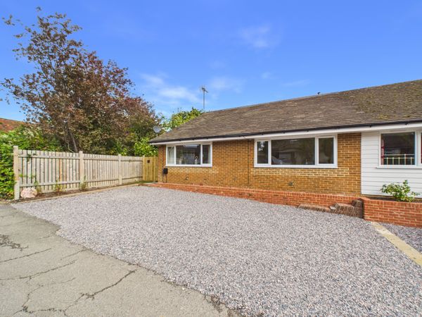 Parsonage Lane, Icklesham, TN36