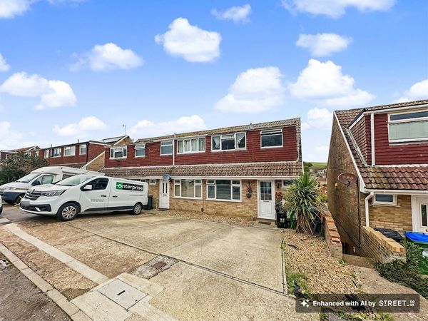 Fullwood Avenue, Newhaven, BN9 9SW