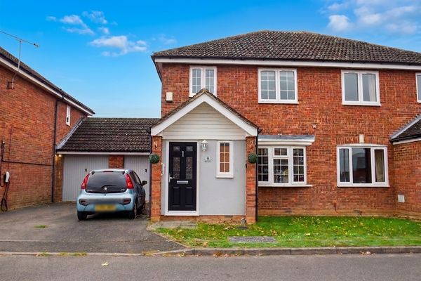 Kitchener Place, Stewartby, MK43