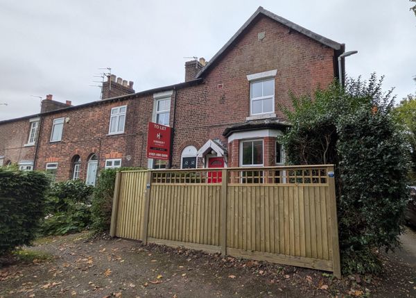 Queens Terrace, Handforth, SK9