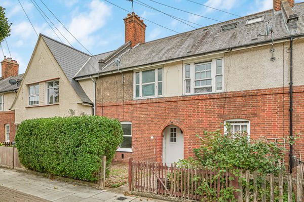 Lessingham Avenue, London, SW17