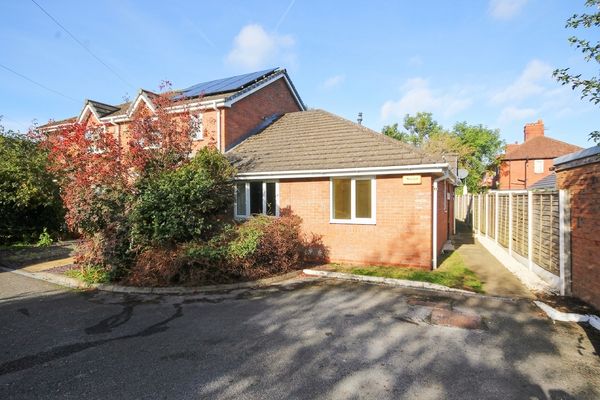School Lane, Lostock Gralam, CW9