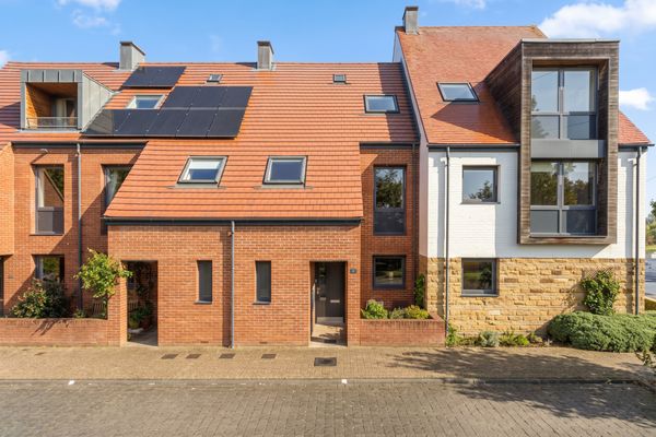 Meadlands Mews, York, YO31