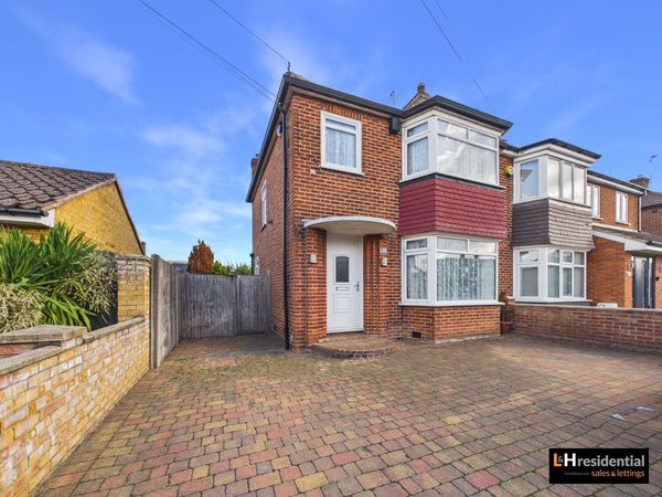 Manor Way, Borehamwood, WD6