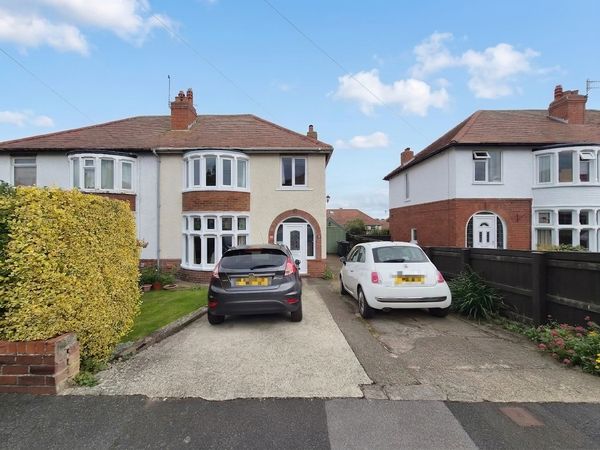 Newlands Park Road, Scarborough, YO12