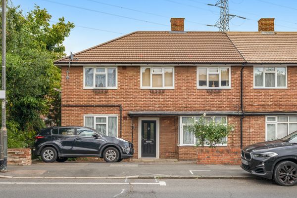 Garth Road, Morden, SM4
