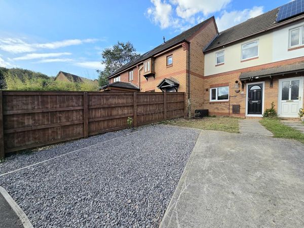 St. Davids Close, Brackla, CF31
