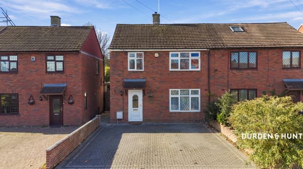Roydon Close, Loughton, IG10