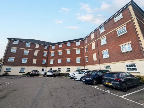 Bradley Stoke, Champs Sur Marne, BS32 9BL