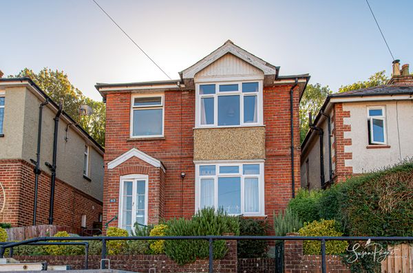 Whitepit Lane, Newport, PO30