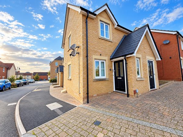 Doulton Close, Swindon, SN25