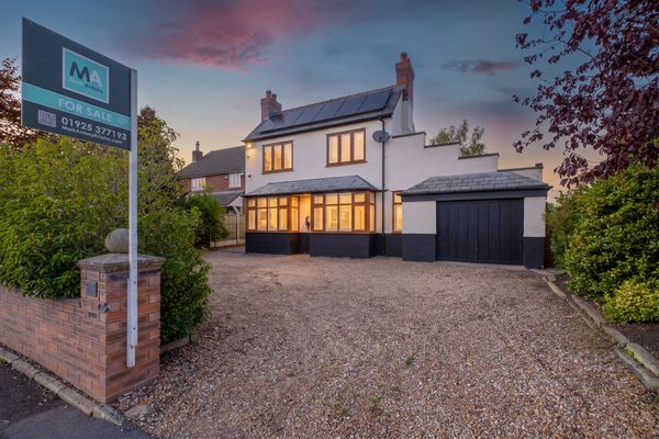 Hatton Lane, Stretton, WA4