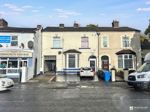 Derby Road, Widnes, WA8