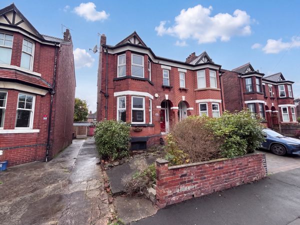 Gilda Crescent Road, Eccles, M30