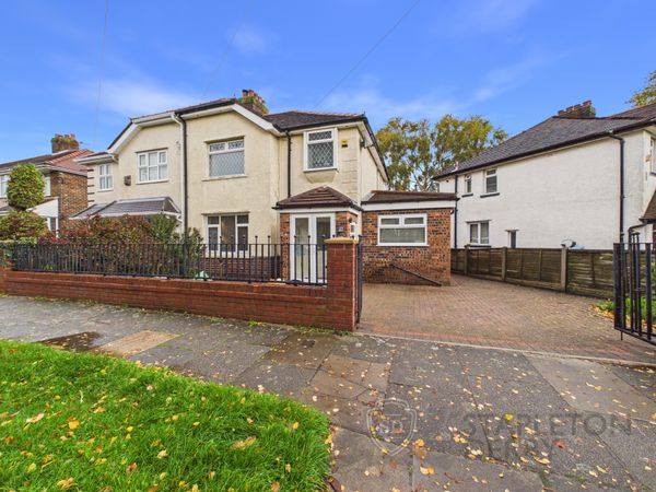 Broadway, Grange Park, WA10