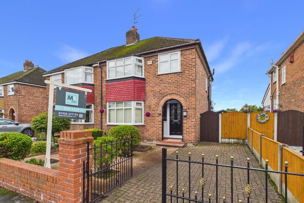 Buckingham Drive, Great Sankey, WA5