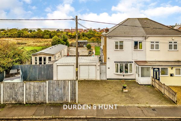 Southend Road, Fobbing, SS17