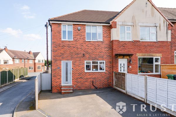 Monk Ings Avenue, Birstall, WF17
