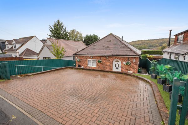 Whinneys Road, Loudwater, HP10