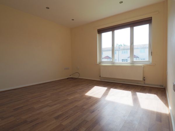 Longdale Drive, Mottram, SK14