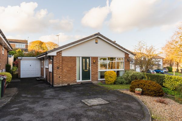 Hazelwood Close, Dronfield Woodhouse, S18