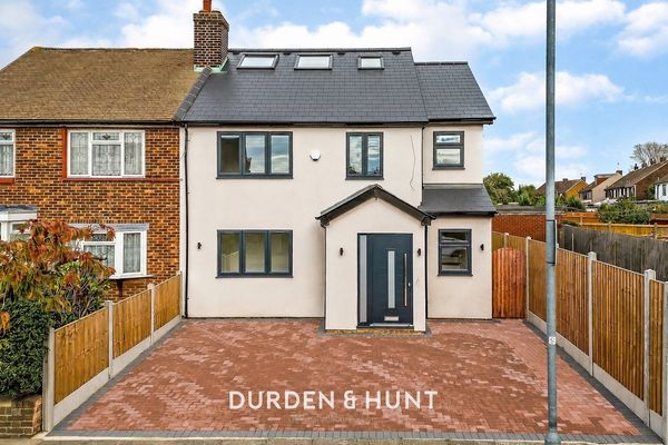Ennerdale Avenue, Hornchurch, RM12
